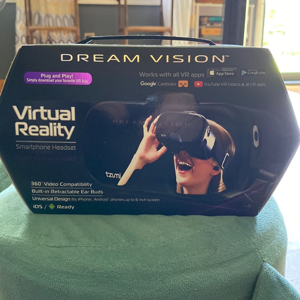 Virtual reality headset